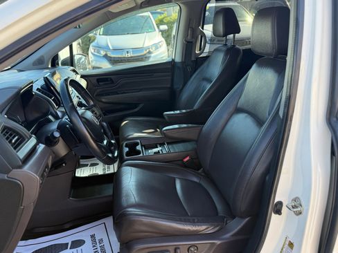 Used 2018 Honda Odyssey Touring image 16