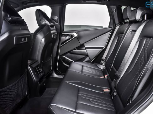 Used 2025 BMW X3 xDrive30i w/ M Sport Package image 22