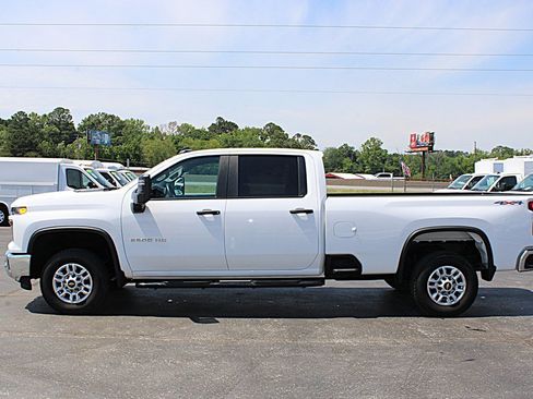 Used 2025 Chevrolet Silverado 2500 W/T w/ WT/CX Safety Package AWD/4WD image 6