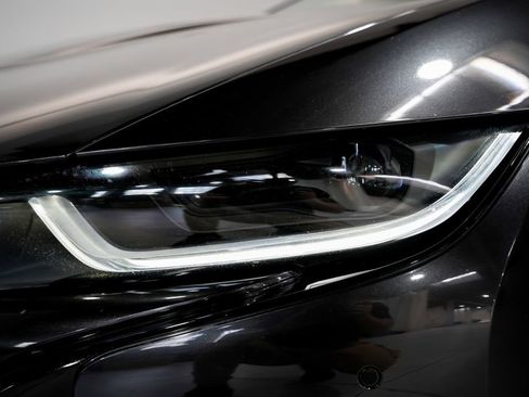 Used 2019 BMW i8 Coupe AWD/4WD image 28