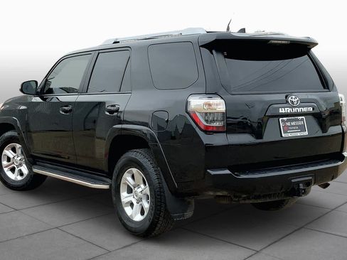 Used 2018 Toyota 4Runner SR5 Premium RWD image 11