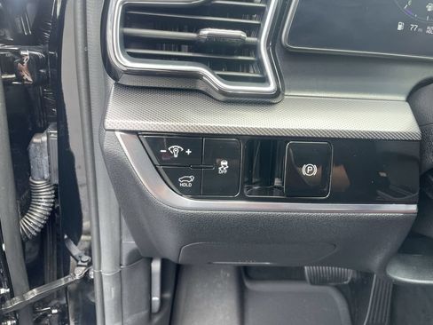 Certified 2025 Kia Sportage SX FWD image 19