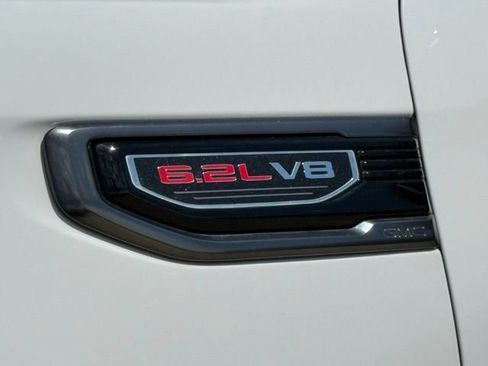 Used 2021 GMC Sierra 1500 AT4 w/ AT4 Premium Package AWD/4WD image 10