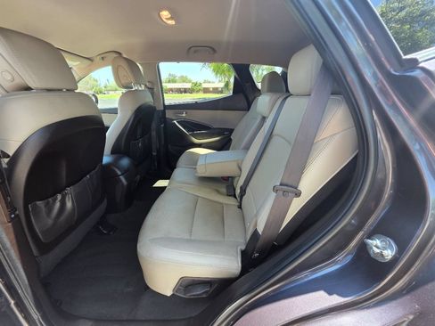 Used 2017 Hyundai Tucson SE w/ SE Popular Package 02 AWD/4WD image 16