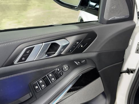 Certified 2026 BMW X5 M60i image 18