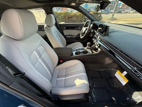 New 2026 Honda Civic Sport image 40