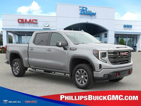 Used 2024 GMC Sierra 1500 AT4 AWD/4WD image 1