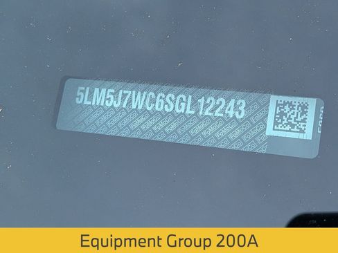 Used 2025 Lincoln Aviator Reserve w/ Jet Appearance Package image 7