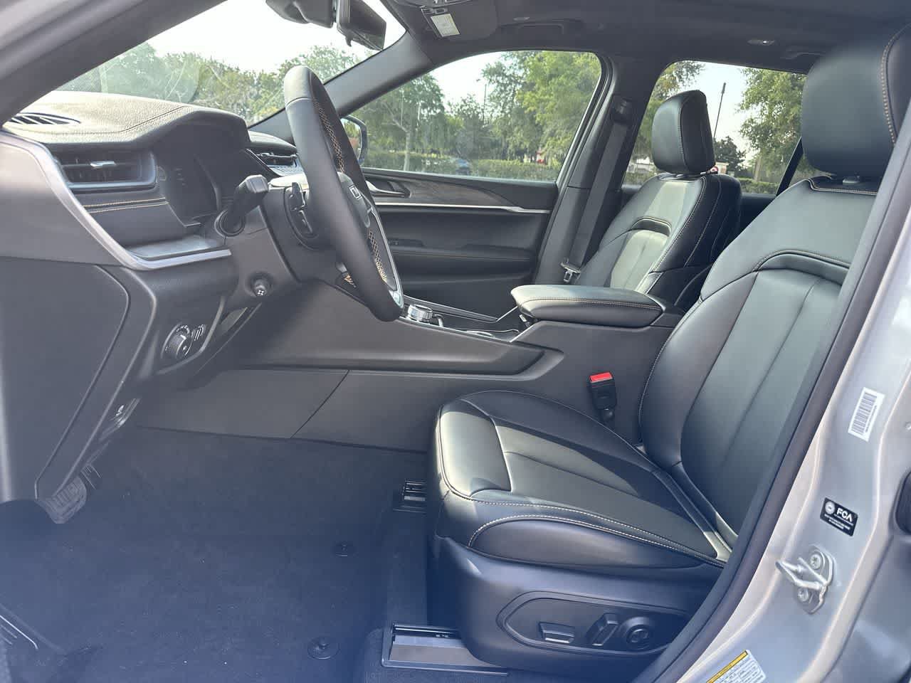 New 2026 Jeep Grand Cherokee Limited AWD/4WD image 21