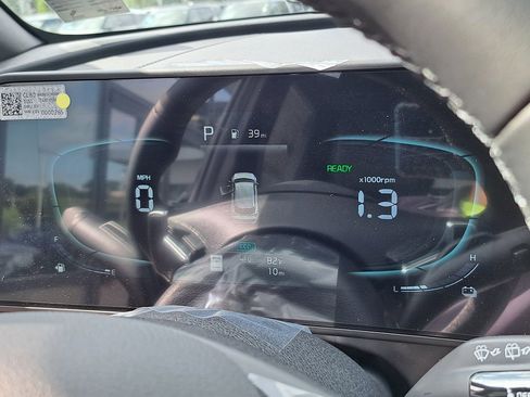 New 2025 Kia Sportage X-Line image 8