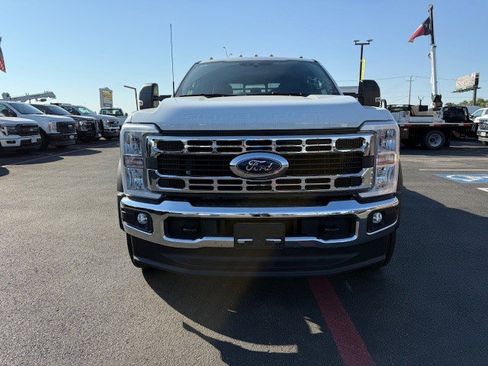 New 2025 Ford F550 4x4 Crew Cab image 3