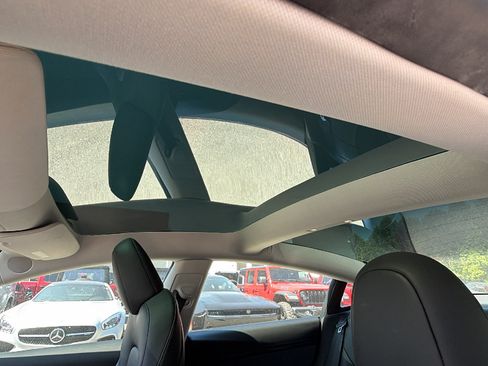 Used 2023 Tesla Model 3 Standard Range RWD image 15