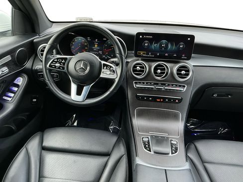 Used 2023 Mercedes-Benz GLC 300 4MATIC Coupe image 13