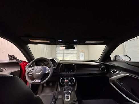 Used 2021 Chevrolet Camaro SS RWD image 18