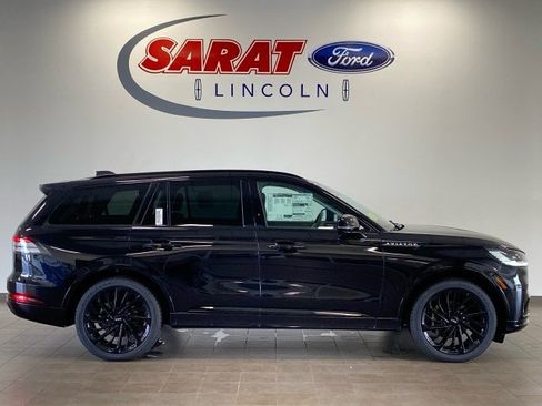 New 2026 Lincoln Aviator Reserve AWD/4WD image 1
