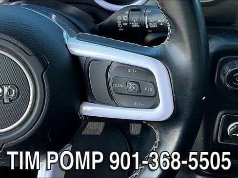 Used 2020 Jeep Wrangler Unlimited Sahara AWD/4WD image 12