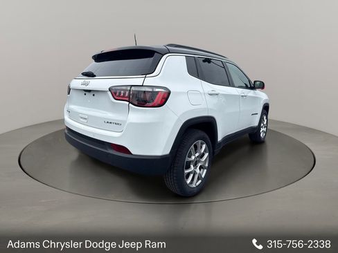 Used 2025 Jeep Compass Limited AWD/4WD image 7