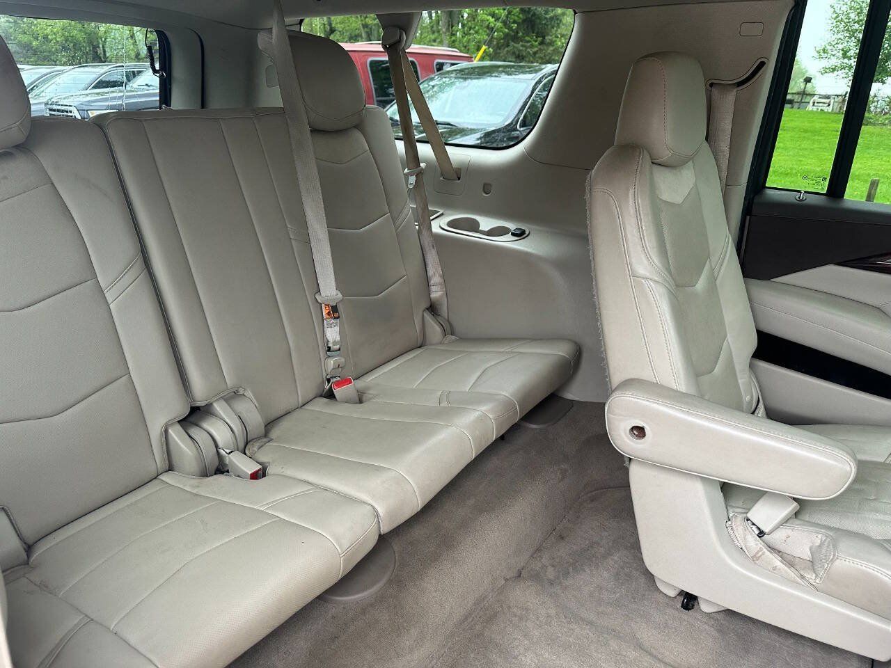 Used 2015 Cadillac Escalade ESV Luxury AWD/4WD image 22