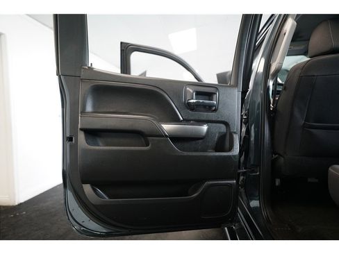 Used 2018 Chevrolet Silverado 1500 LT w/ LT Eassist Package image 14