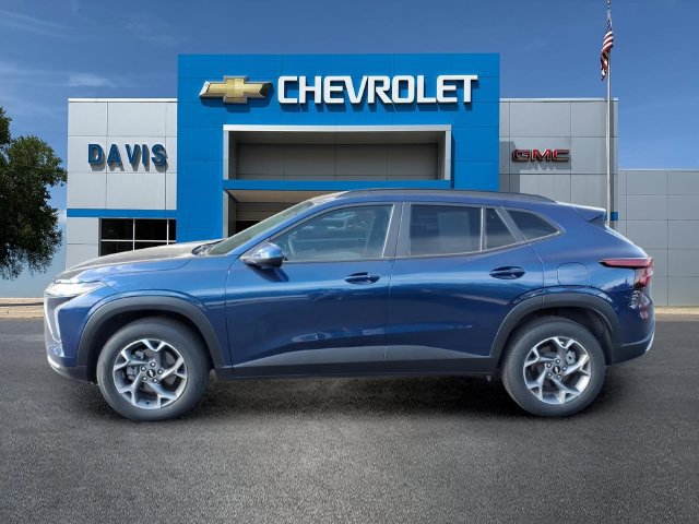 Used 2024 Chevrolet Trax LT w/ LT Convenience Package FWD image 6