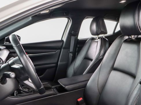 Used 2024 MAZDA MAZDA3 s image 23