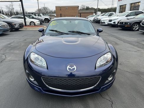 Used 2011 MAZDA MX-5 Miata Grand Touring w/ Appearance Pkg image 2