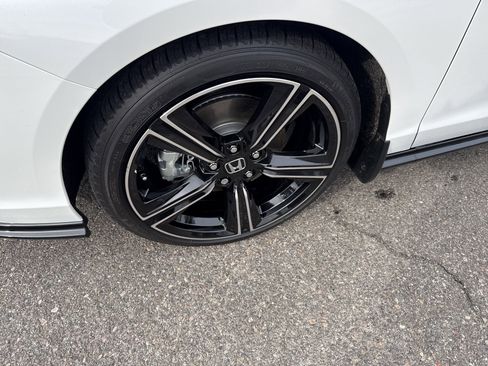 Certified 2025 Honda Accord Touring image 7