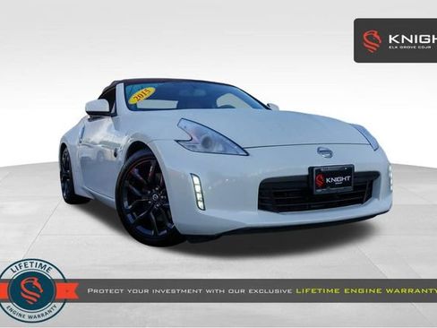 Used 2015 Nissan 370Z Touring image 1