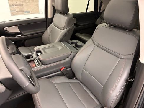 New 2025 Ford Expedition Max Active image 24