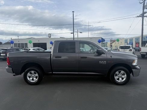 Used 2019 RAM 1500 Tradesman w/ Chrome Plus Package image 6