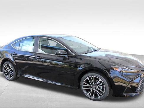 New 2026 Toyota Camry XLE FWD image 18