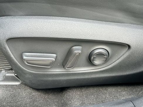 Used 2023 Toyota RAV4 XLE Premium FWD image 12