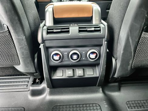 Used 2024 Land Rover Defender 130 X image 16