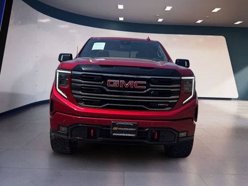 Used 2025 GMC Sierra 1500 AT4 w/ AT4 Premium Package AWD/4WD image 8