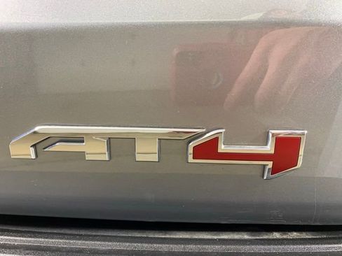 Used 2025 GMC Yukon AT4 w/ AT4 Premium Package image 39