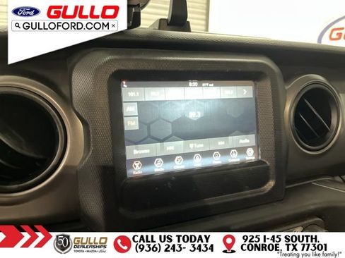 Used 2023 Jeep Wrangler Unlimited Sport AWD/4WD image 23