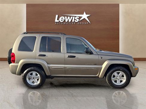 Used 2003 Jeep Liberty Limited image 5