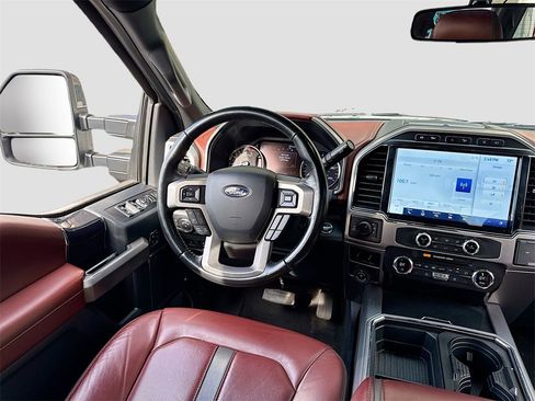 Used 2022 Ford F350 Platinum image 14