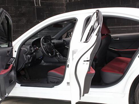 Used 2024 Lexus IS 350 F Sport RWD image 29
