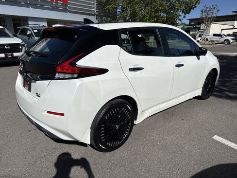 Certified 2024 Nissan Leaf SV Plus FWD image 9