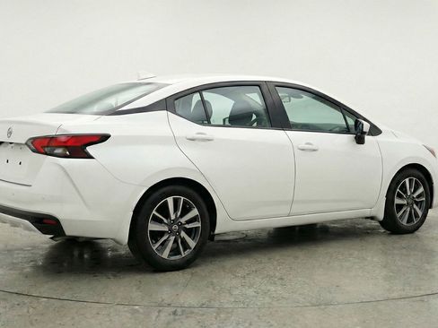 Used 2025 Nissan Versa SV FWD image 7