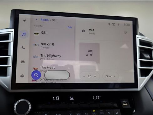 New 2025 Toyota Tundra Platinum image 32