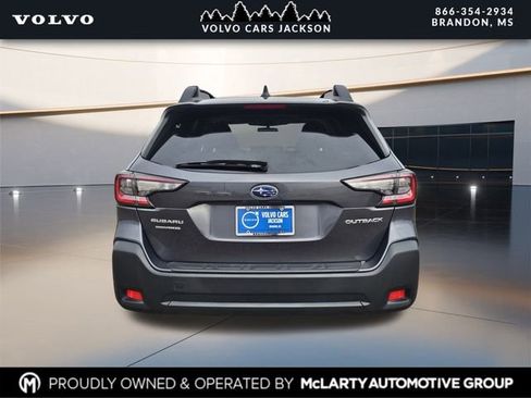 Used 2023 Subaru Outback Premium image 5