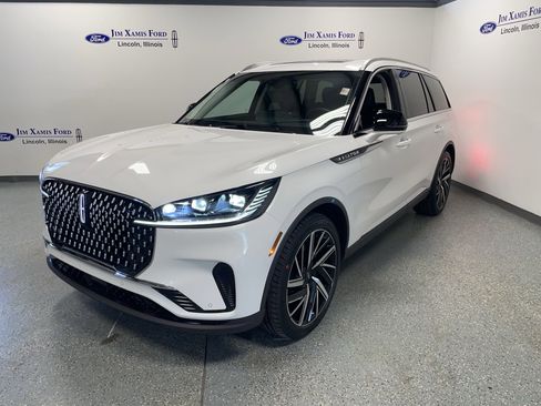 New 2025 Lincoln Aviator Reserve w/ Equipment Group 201A image 3