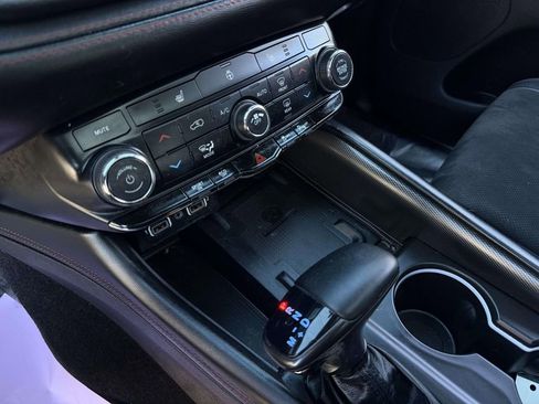 Used 2022 Dodge Durango R/T w/ Blacktop Package image 31