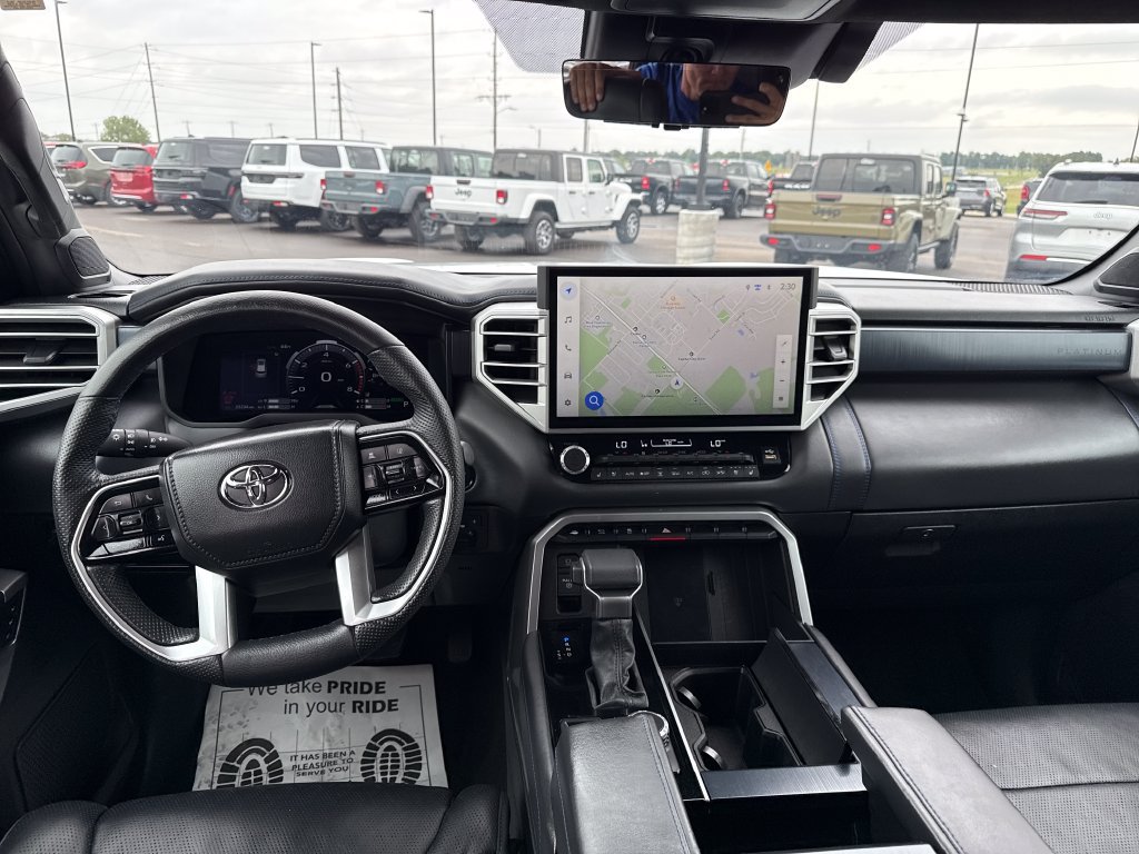 Used 2025 Toyota Sequoia Platinum AWD/4WD image 12