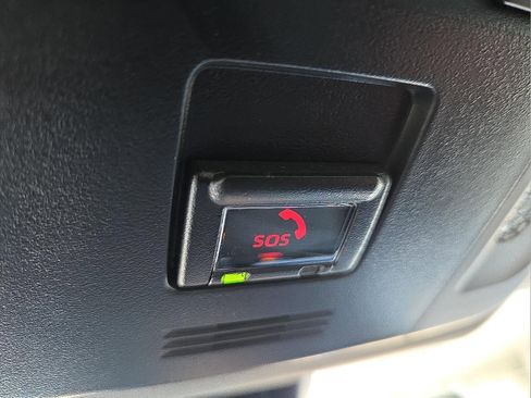 Used 2024 Toyota Camry SE image 22