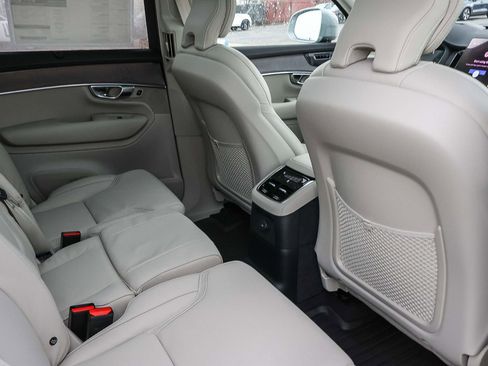 New 2026 Volvo XC90 T8 Ultra image 21