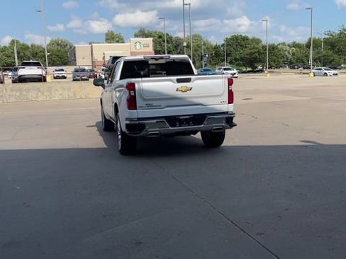 Used 2021 Chevrolet Silverado 1500 LTZ w/ LTZ Premium Package AWD/4WD image 7