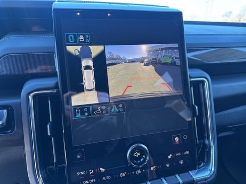 New 2026 GMC Yukon XL Elevation image 20